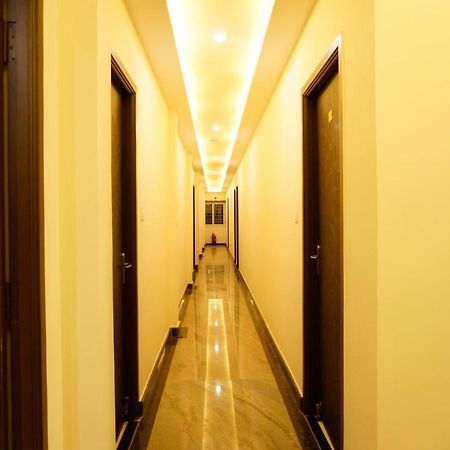 The Chiraag Inn Ченнаи Экстерьер фото